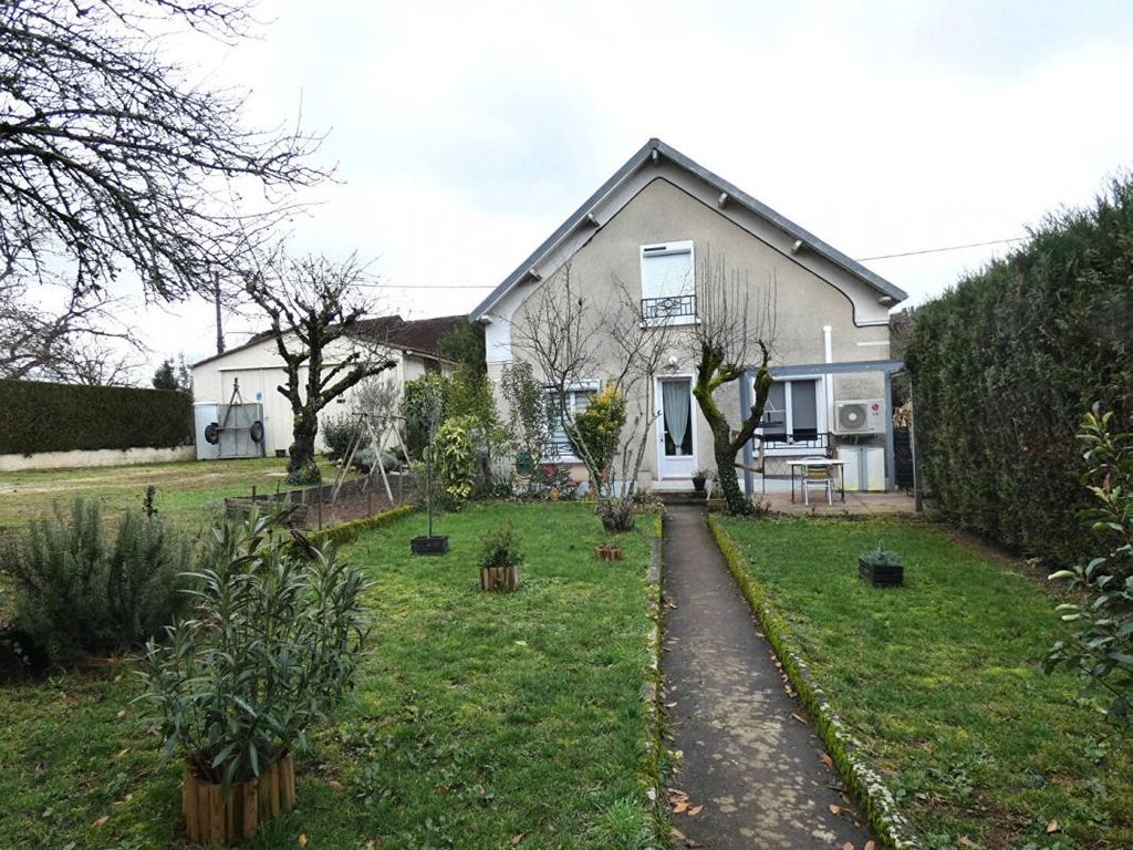 Achat maison à vendre 3 chambres 125 m² - Génis