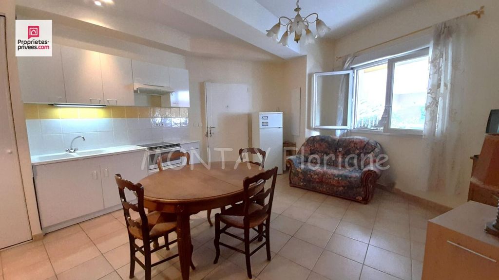 Achat appartement à vendre 3 pièces 46 m² - Sainte-Maxime
