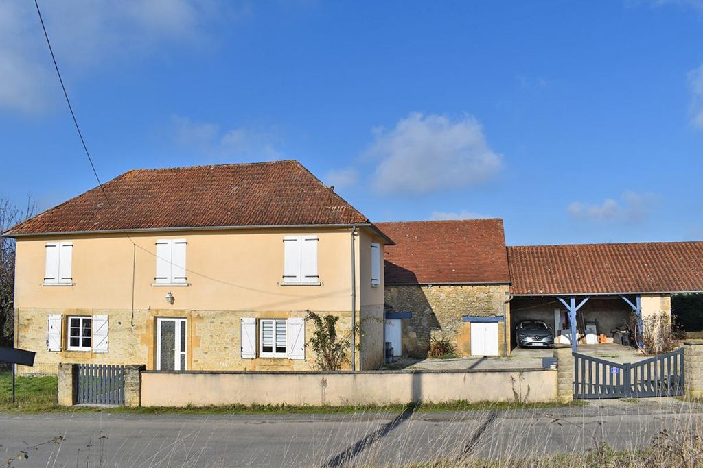 Achat maison à vendre 4 chambres 124 m² - La Chapelle-Aubareil