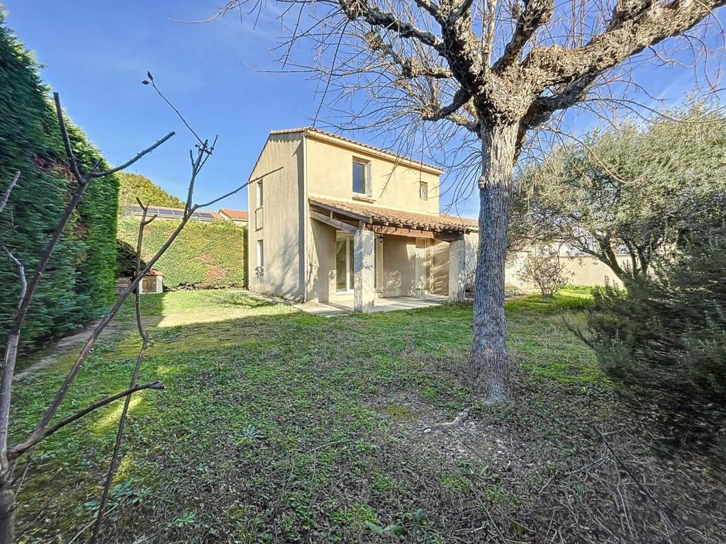 Achat maison à vendre 3 chambres 87 m² - Avignon