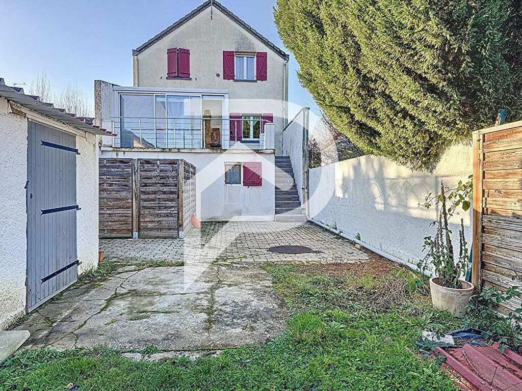Achat maison à vendre 4 chambres 167 m² - Châtenoy-le-Royal