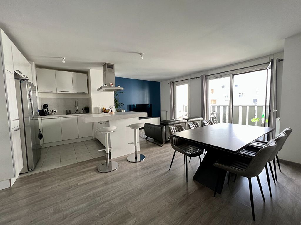 Achat appartement à vendre 4 pièces 84 m² - Saint-Ouen