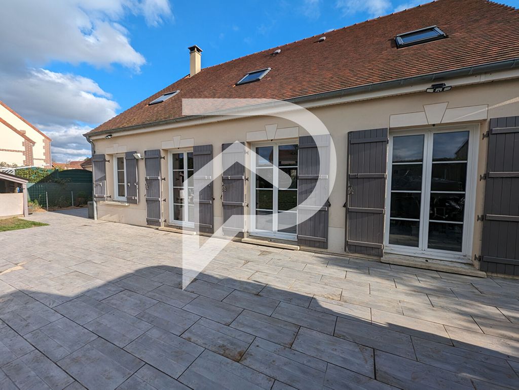 Achat maison à vendre 5 chambres 170 m² - Saint-Crépin-Ibouvillers