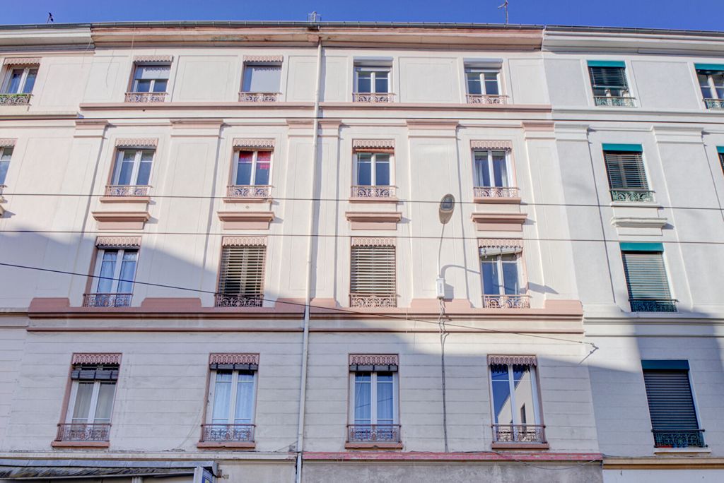Achat appartement à vendre 3 pièces 71 m² - Lyon 6ème arrondissement
