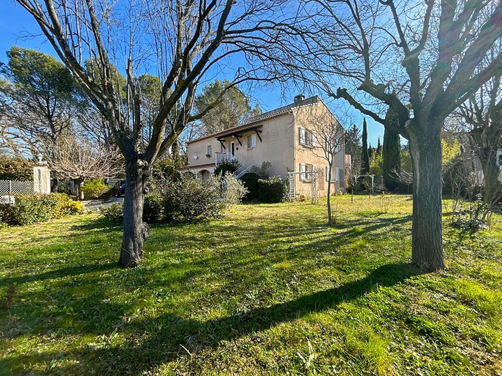 Achat maison à vendre 4 chambres 198 m² - Aubagne