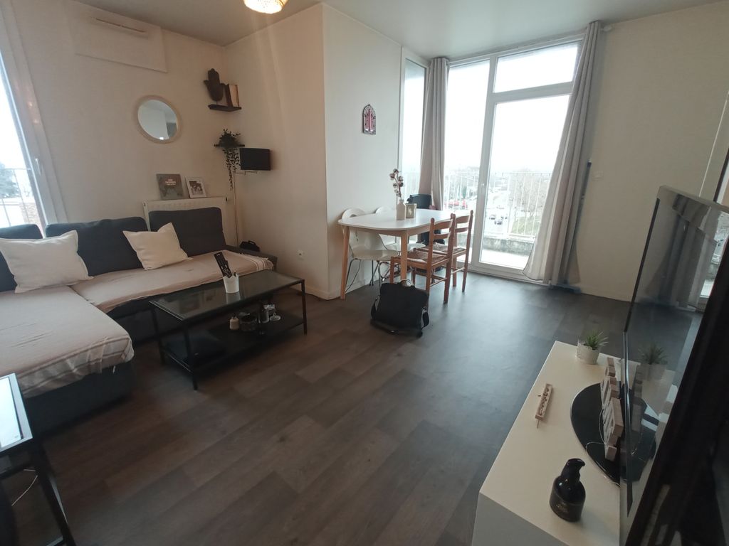 Achat appartement à vendre 2 pièces 44 m² - Cergy