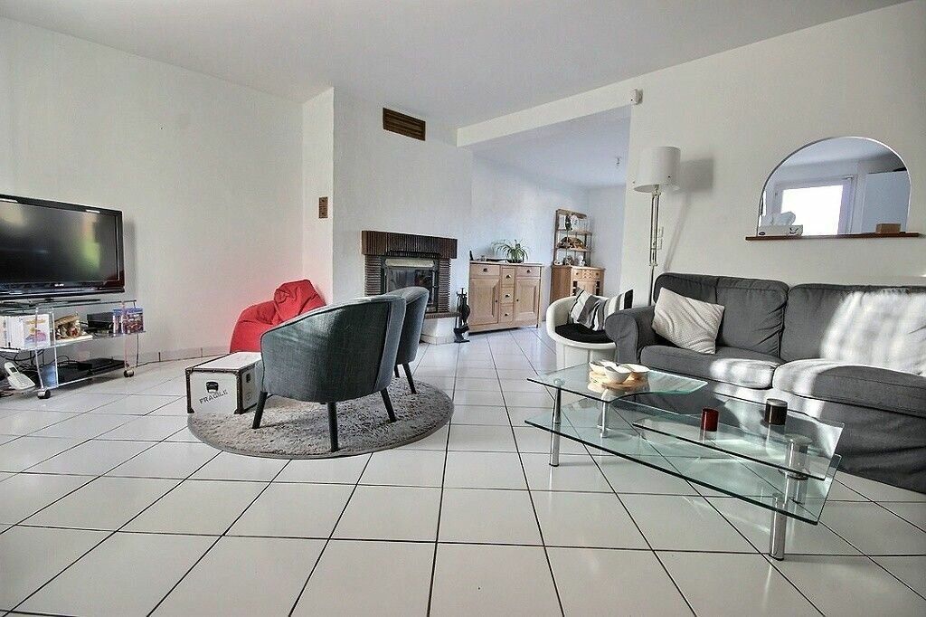 Achat maison à vendre 3 chambres 93 m² - Élancourt