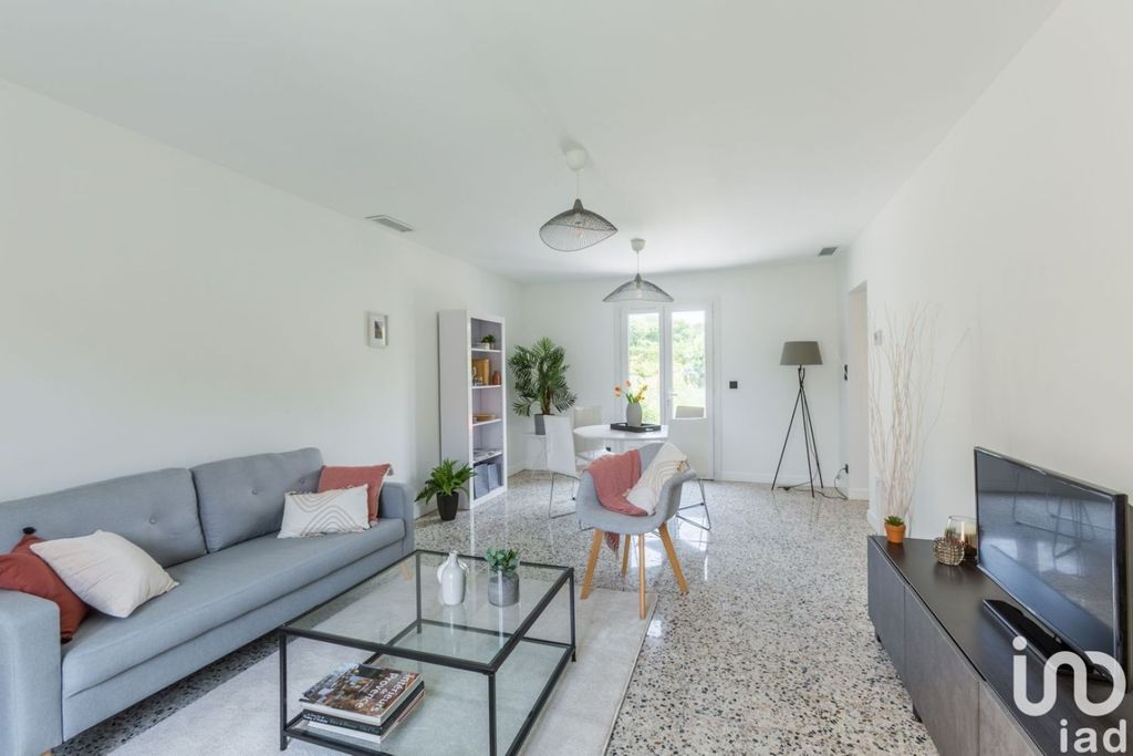 Achat maison à vendre 3 chambres 98 m² - Aix-en-Provence