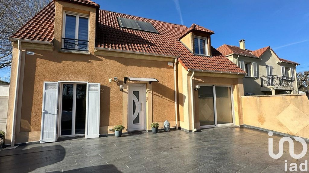 Achat maison à vendre 3 chambres 132 m² - Gagny