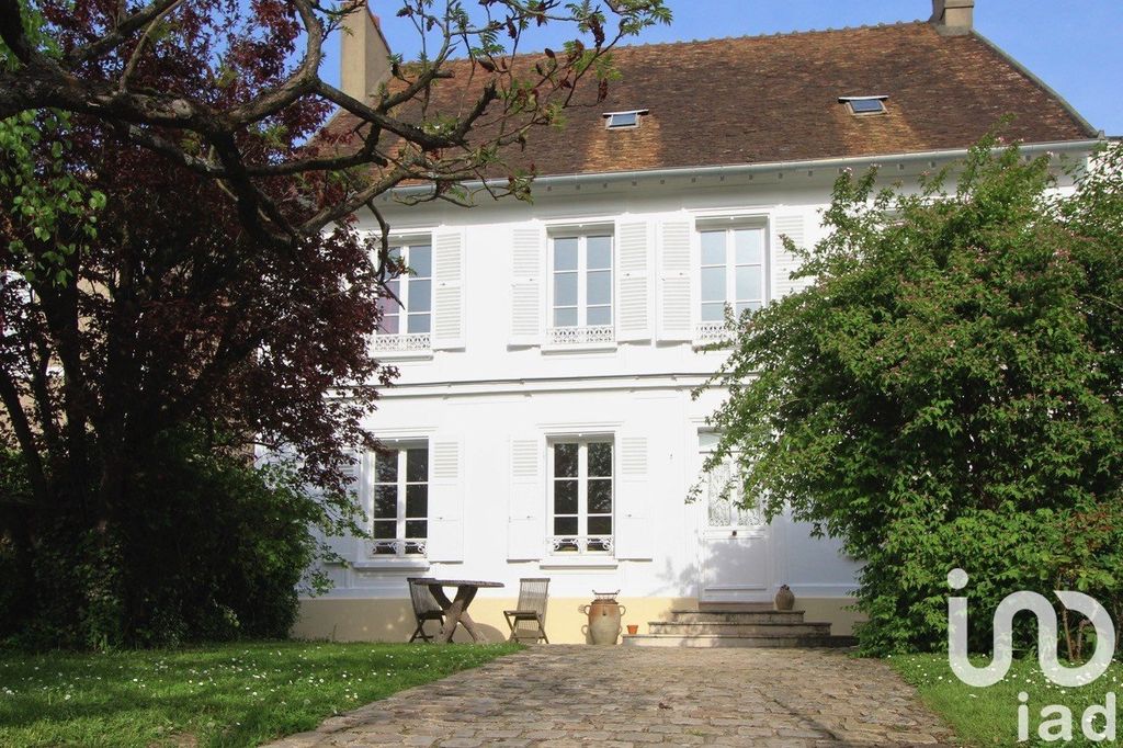 Achat maison à vendre 5 chambres 200 m² - Saintry-sur-Seine