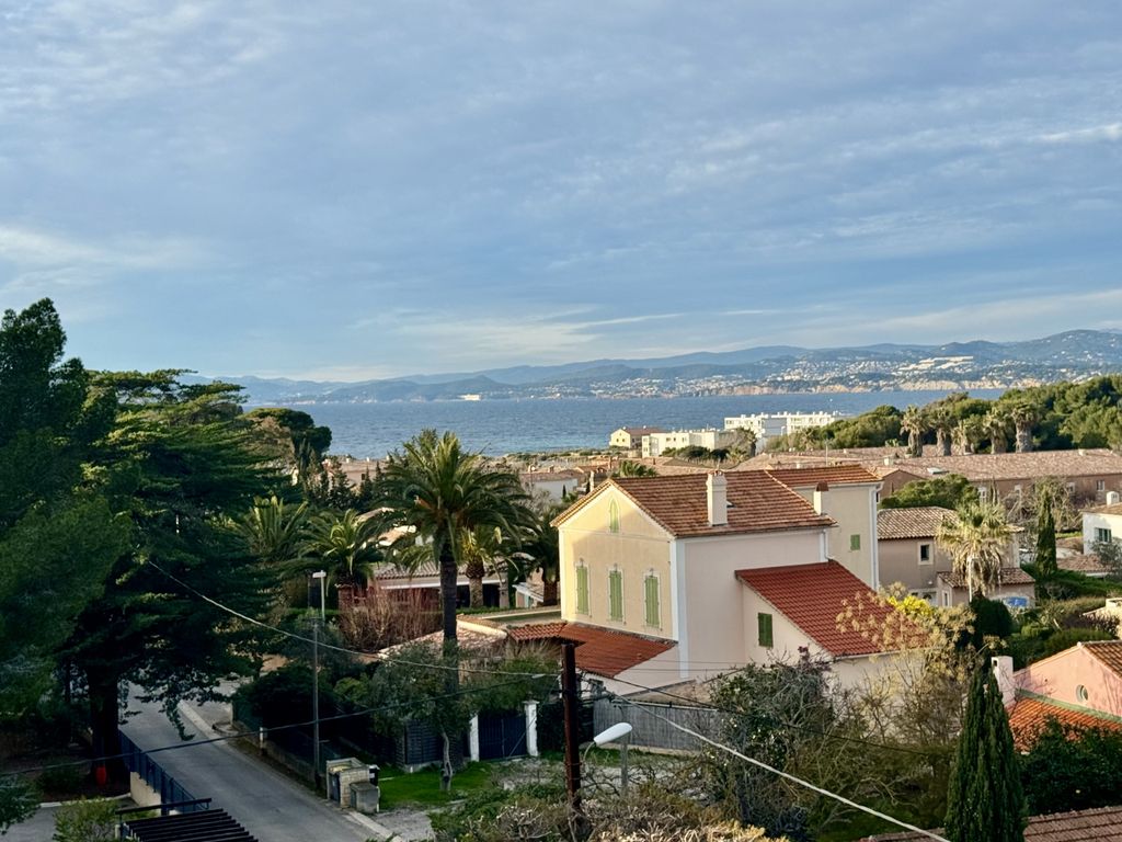 Achat maison à vendre 2 chambres 68 m² - Six-Fours-les-Plages