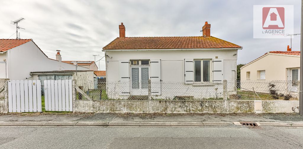 Achat maison à vendre 2 chambres 71 m² - Saint-Gilles-Croix-de-Vie