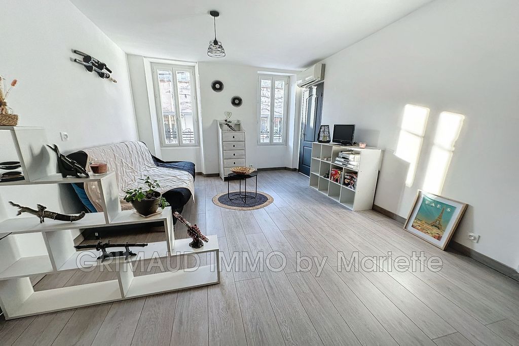 Achat appartement à vendre 3 pièces 56 m² - Cogolin