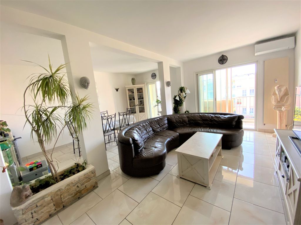 Achat appartement à vendre 3 pièces 76 m² - Sanary-sur-Mer