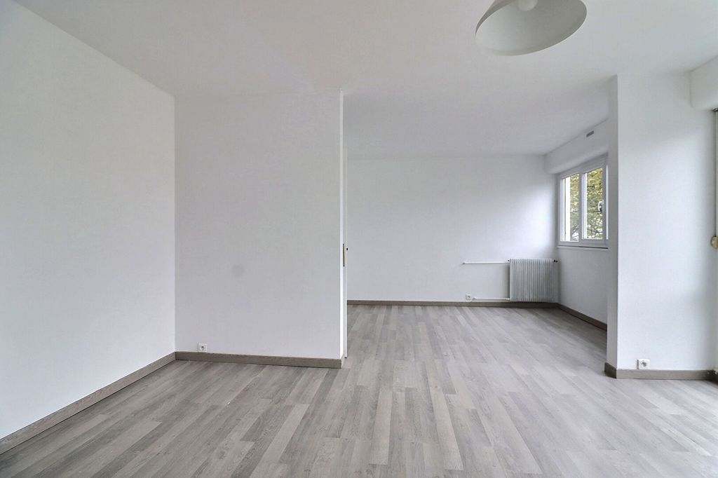 Achat appartement à vendre 4 pièces 79 m² - Le Plessis-Bouchard