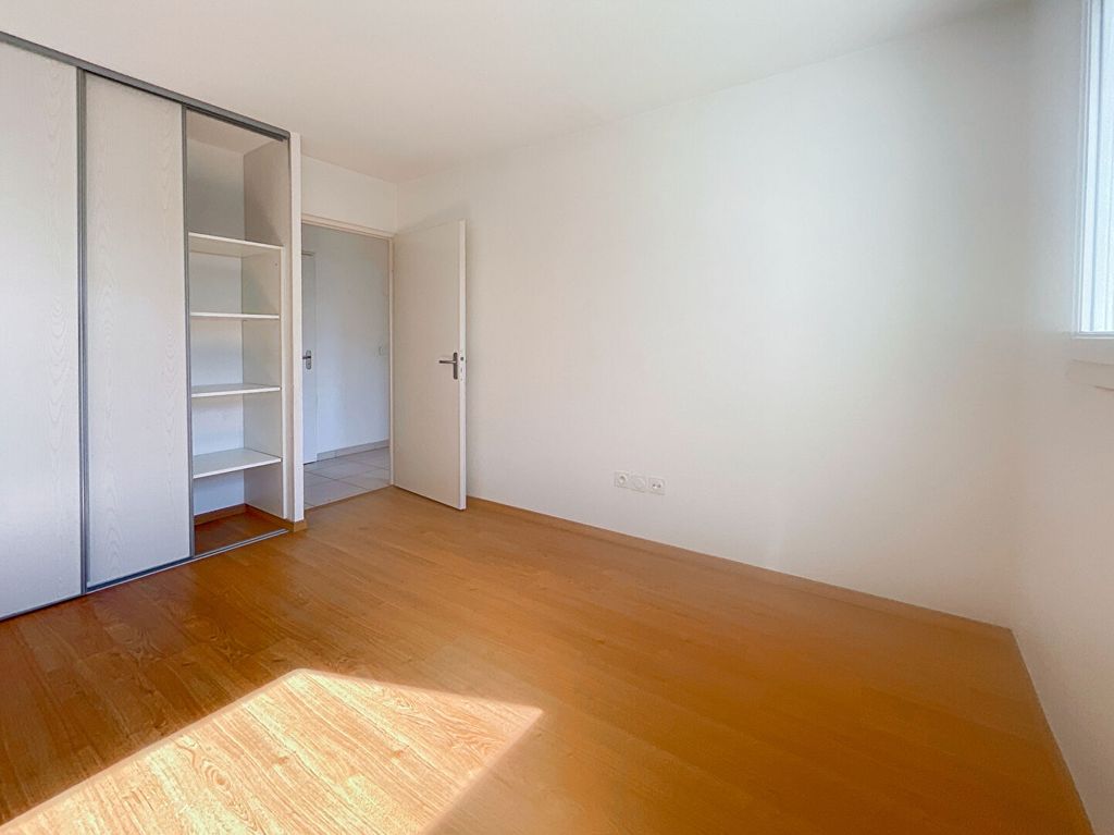 Achat appartement à vendre 3 pièces 69 m² - Bruges