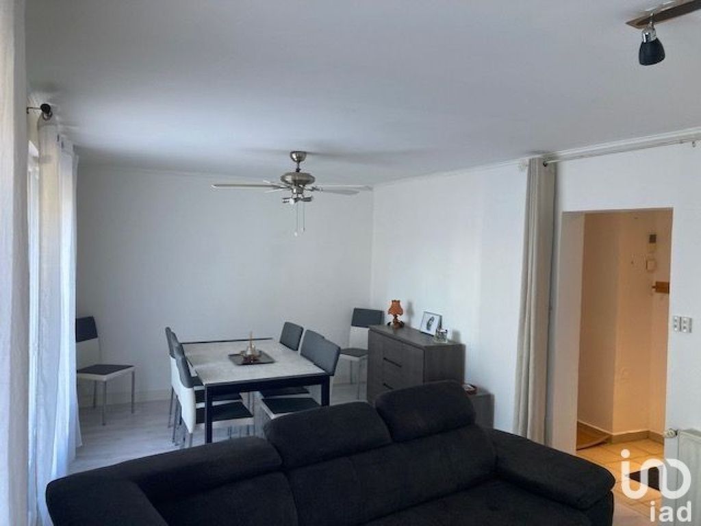 Achat appartement à vendre 4 pièces 66 m² - Bourg-Saint-Andéol