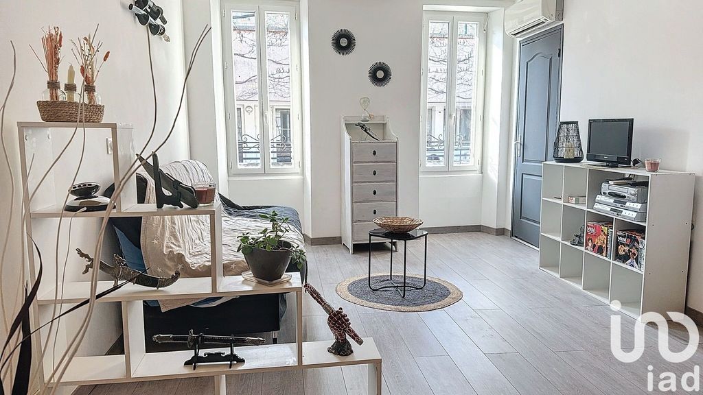 Achat appartement à vendre 3 pièces 56 m² - Cogolin