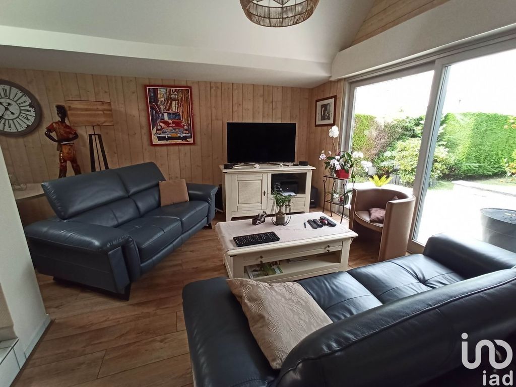 Achat maison à vendre 4 chambres 138 m² - Saint-Barthélemy-d'Anjou