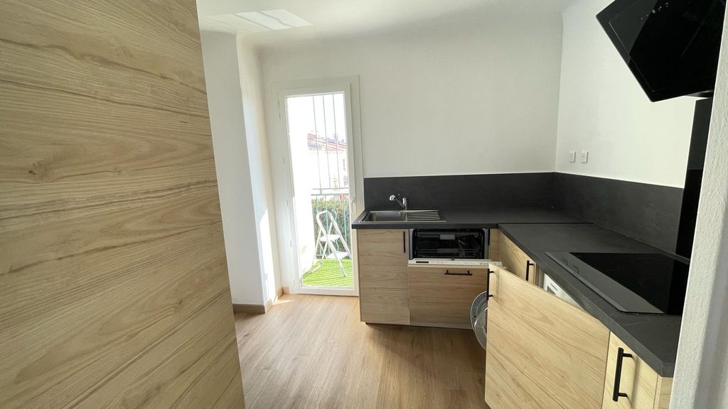 Achat appartement à vendre 3 pièces 61 m² - Marignane