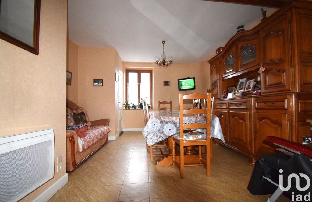 Achat maison à vendre 2 chambres 150 m² - Sauviat-sur-Vige