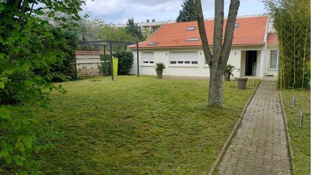 Achat maison à vendre 5 chambres 170 m² - Créteil