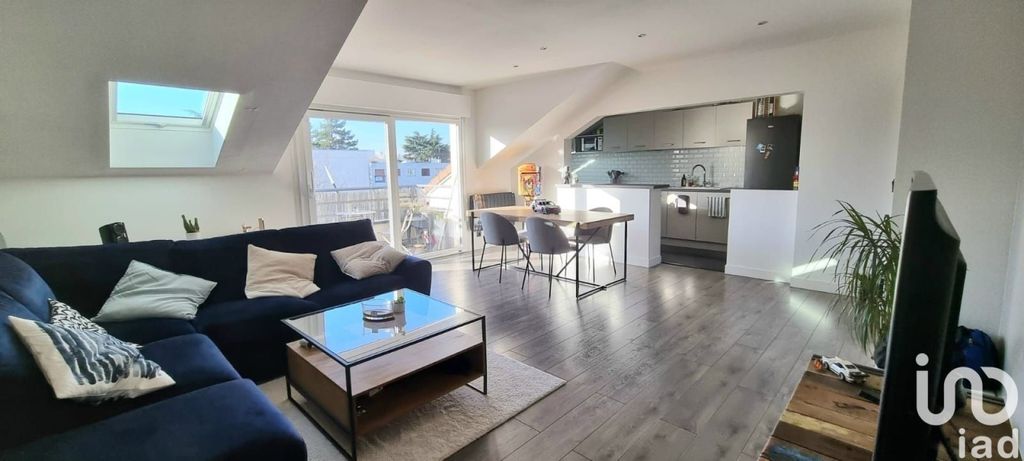 Achat appartement à vendre 3 pièces 69 m² - Chilly-Mazarin