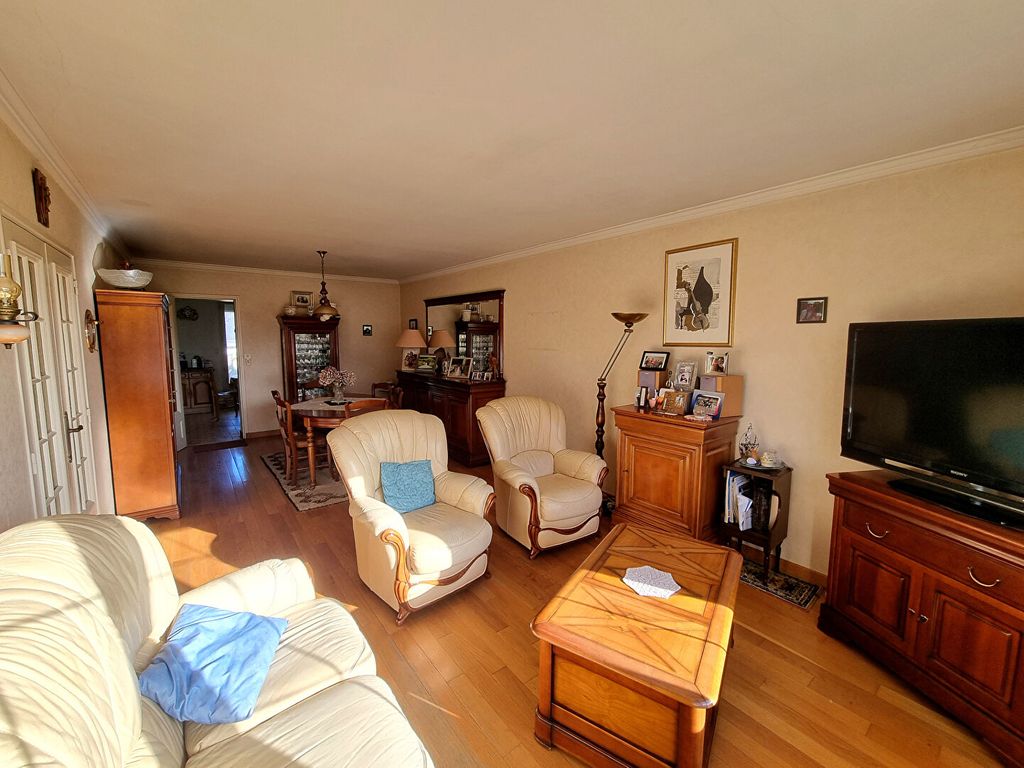 Achat maison à vendre 3 chambres 112 m² - Châteauneuf-sur-Sarthe