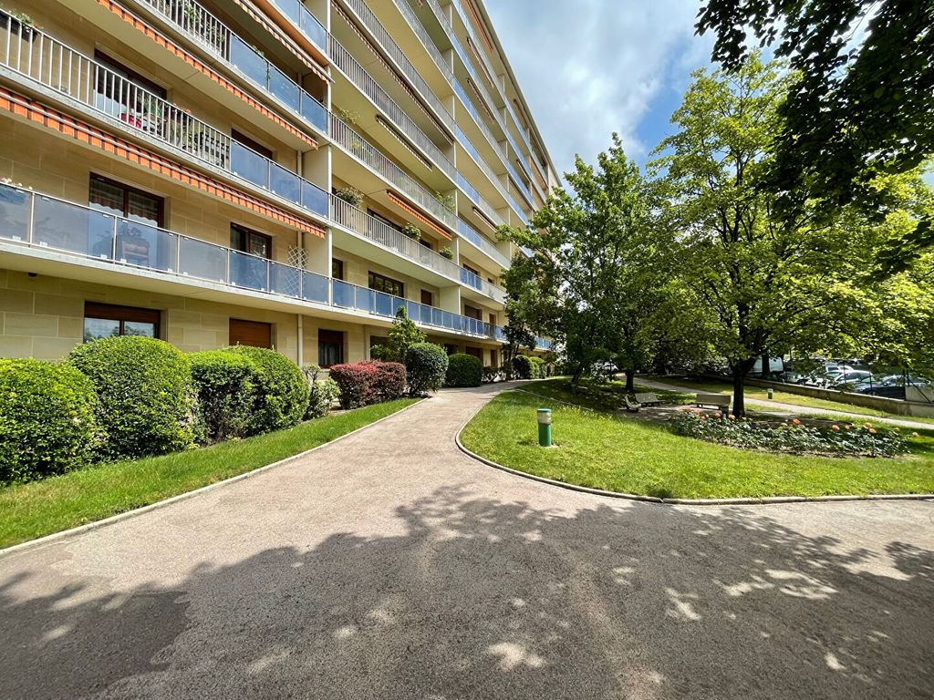 Achat appartement à vendre 2 pièces 57 m² - Reims