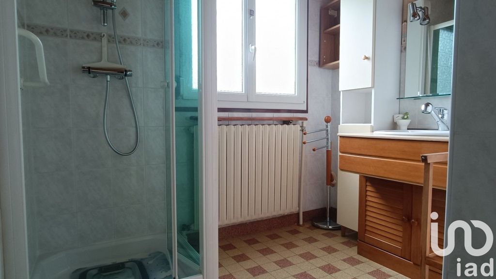 Achat maison à vendre 3 chambres 101 m² - Saint-Pierre-lès-Elbeuf