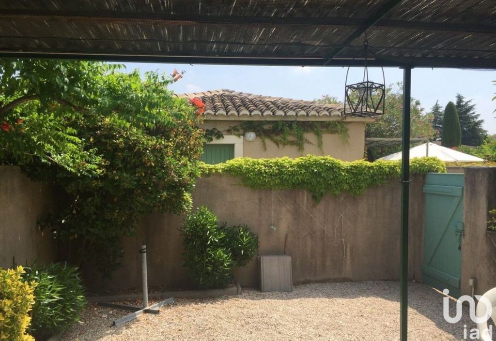 Achat appartement à vendre 2 pièces 32 m² - Saint-Rémy-de-Provence