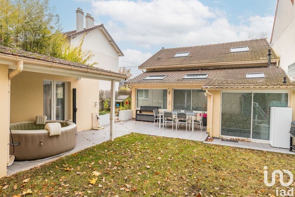 Achat maison à vendre 4 chambres 133 m² - Morsang-sur-Orge