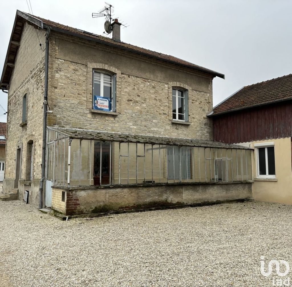 Achat maison à vendre 6 chambres 146 m² - Orainville