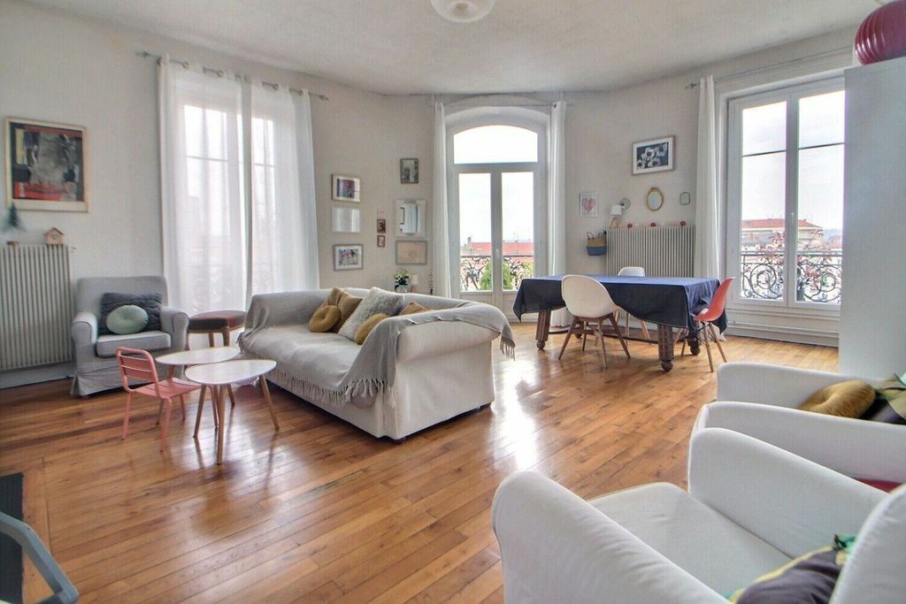 Achat appartement à vendre 5 pièces 207 m² - Roanne