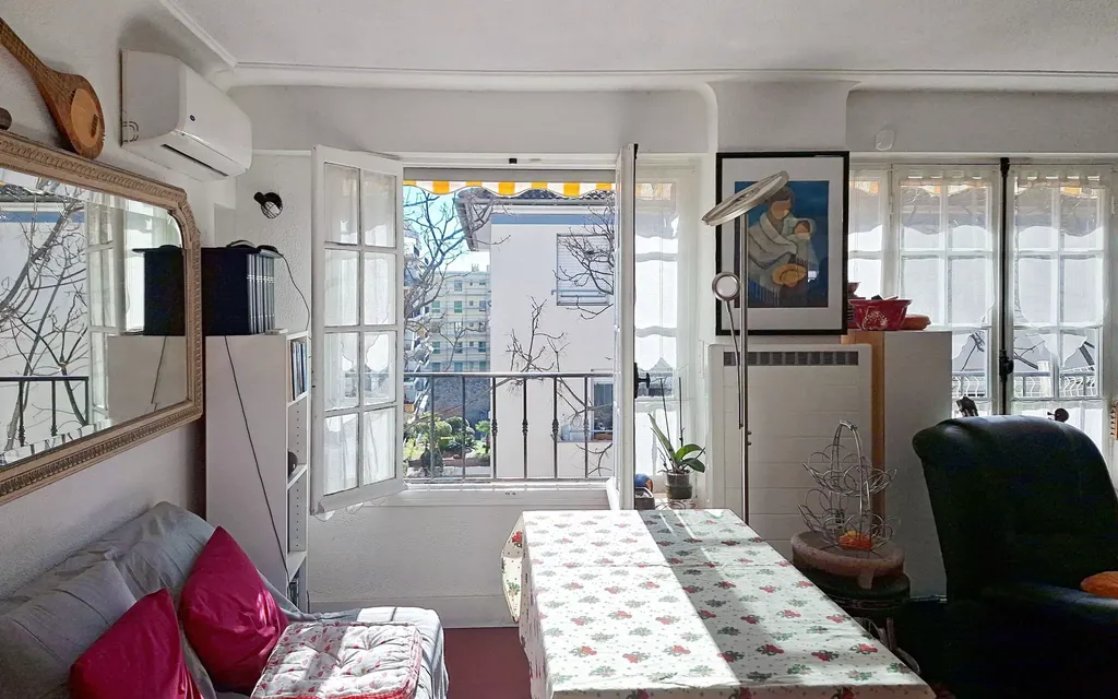 Achat appartement à vendre 3 pièces 40 m² - Cannes