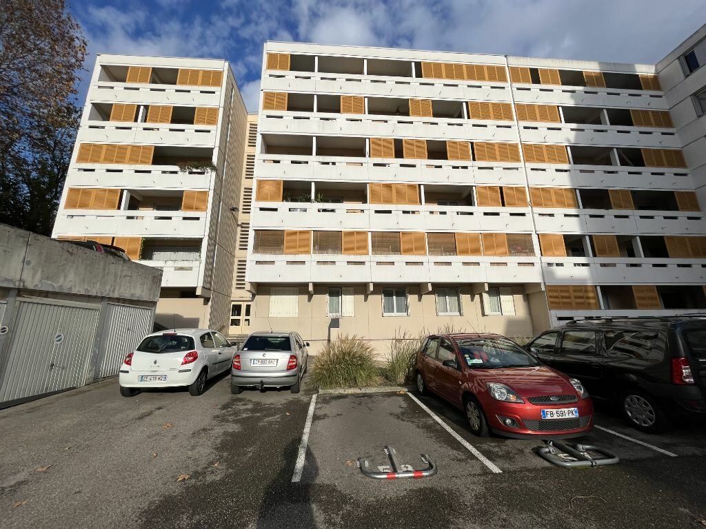 Achat appartement à vendre 2 pièces 69 m² - Lyon 9ème arrondissement