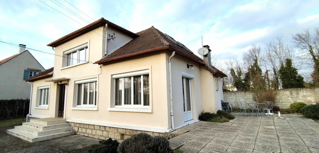 Achat maison à vendre 5 chambres 145 m² - Senlis