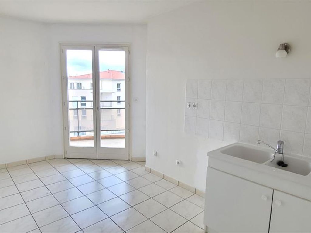 Achat appartement à vendre 4 pièces 78 m² - Montrond-les-Bains