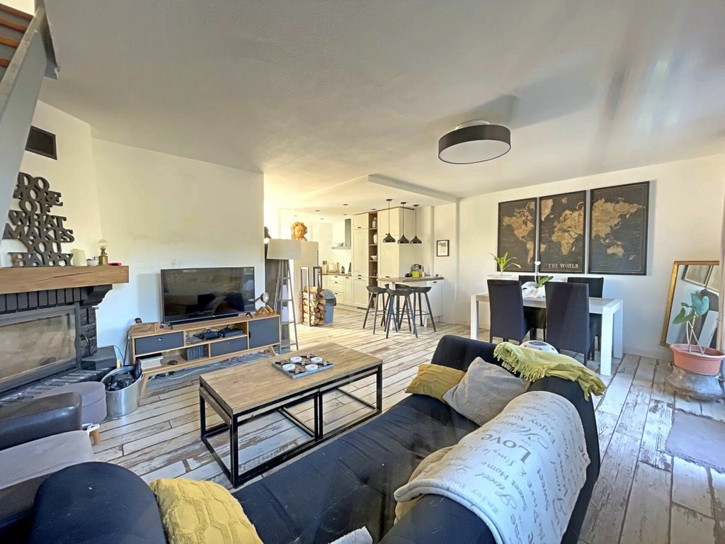 Achat maison à vendre 3 chambres 79 m² - Marseille 10ème arrondissement