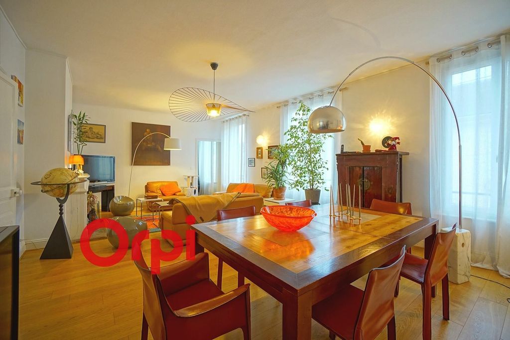 Achat appartement à vendre 5 pièces 280 m² - Bernay