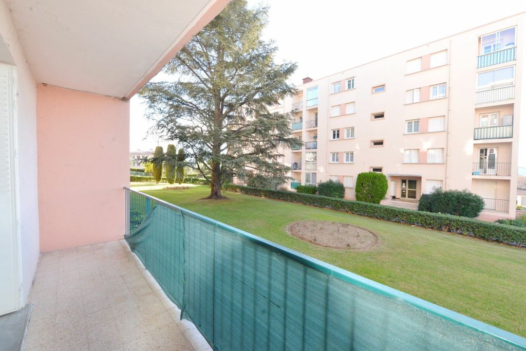 Achat appartement à vendre 3 pièces 54 m² - Grasse