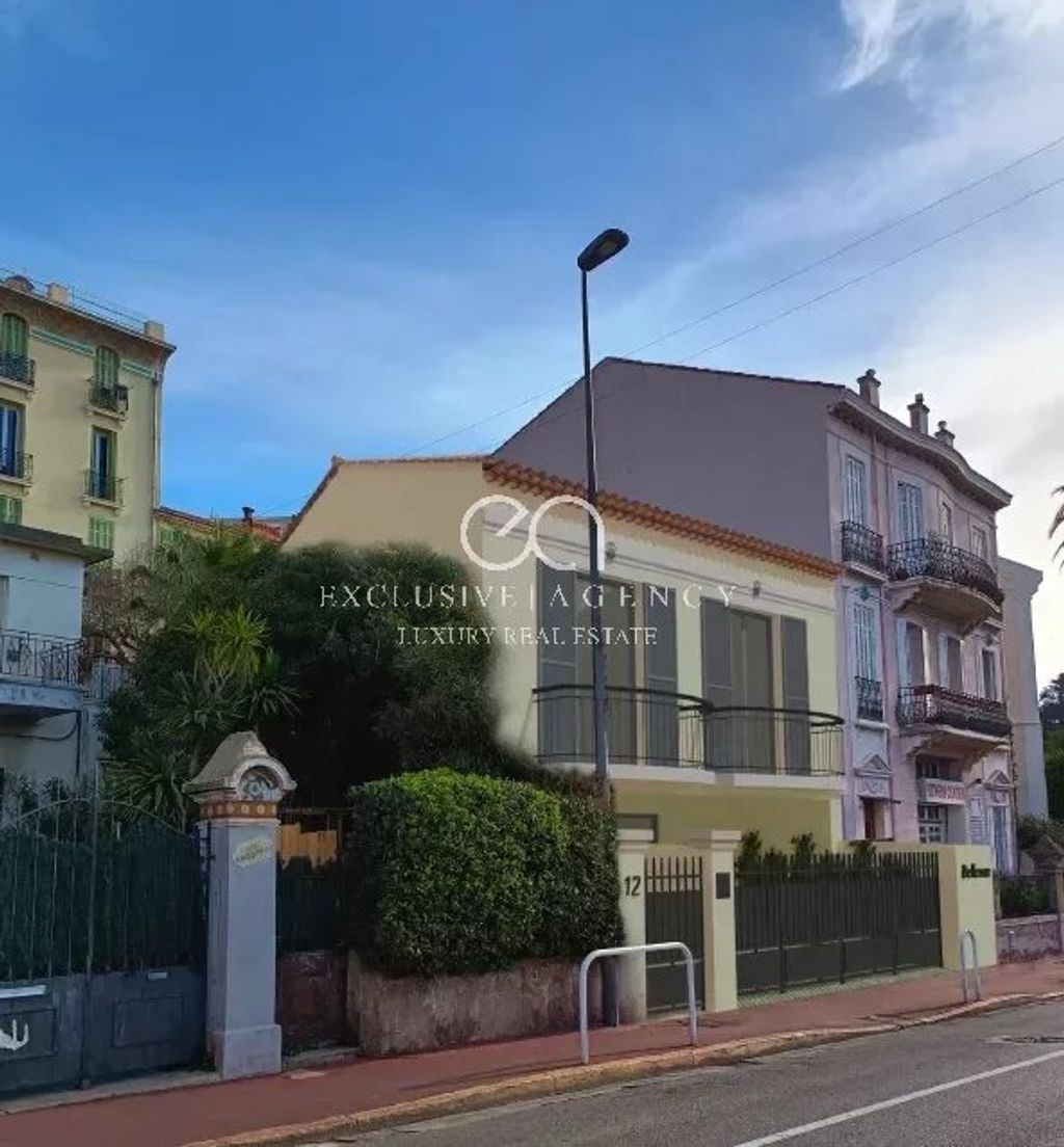 Achat maison à vendre 4 chambres 116 m² - Cannes