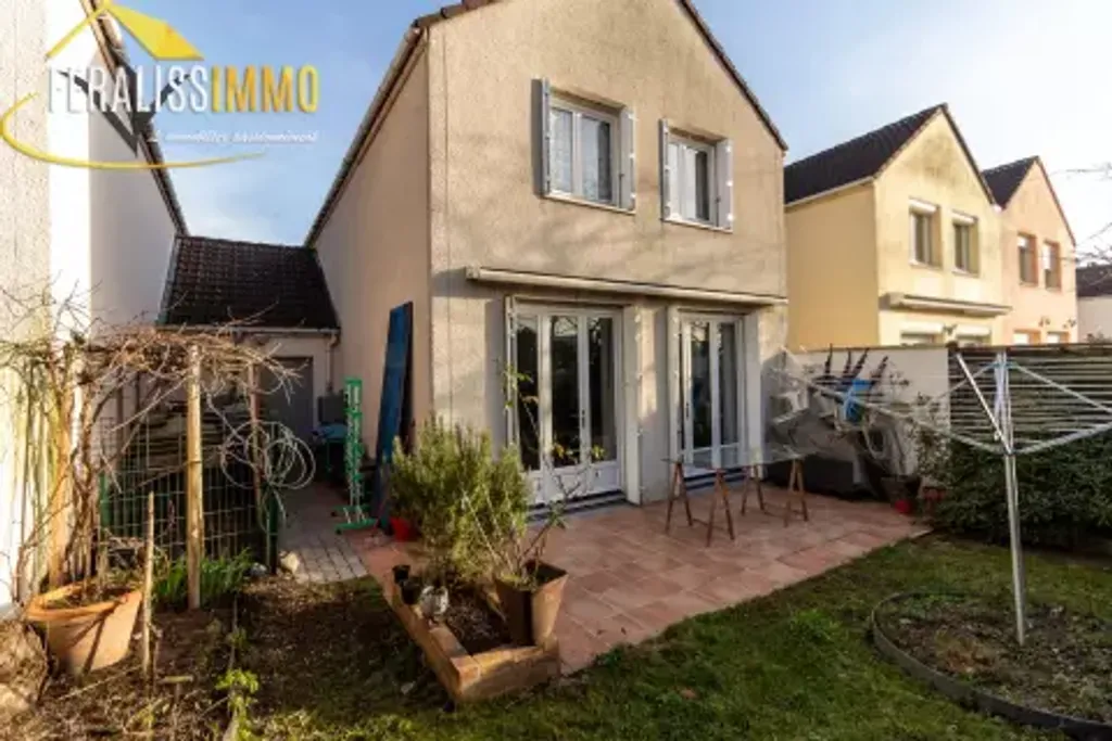 Achat maison à vendre 3 chambres 105 m² - Éragny