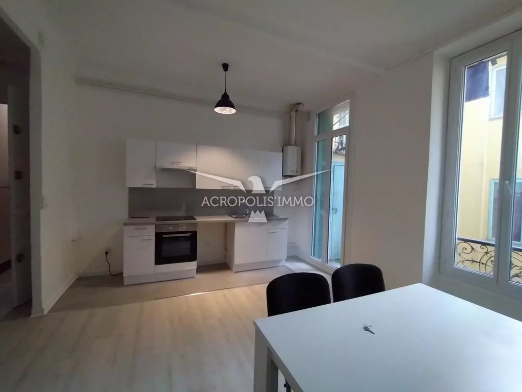 Achat appartement à vendre 3 pièces 47 m² - Nice