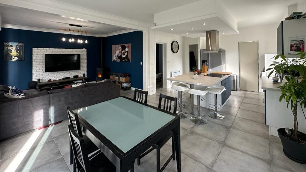 Achat appartement à vendre 5 pièces 113 m² - Vaux-sur-Mer