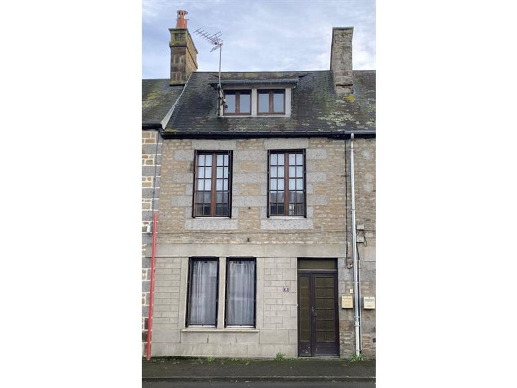 Achat maison à vendre 4 chambres 133 m² - Saint-Pierre-d'Entremont