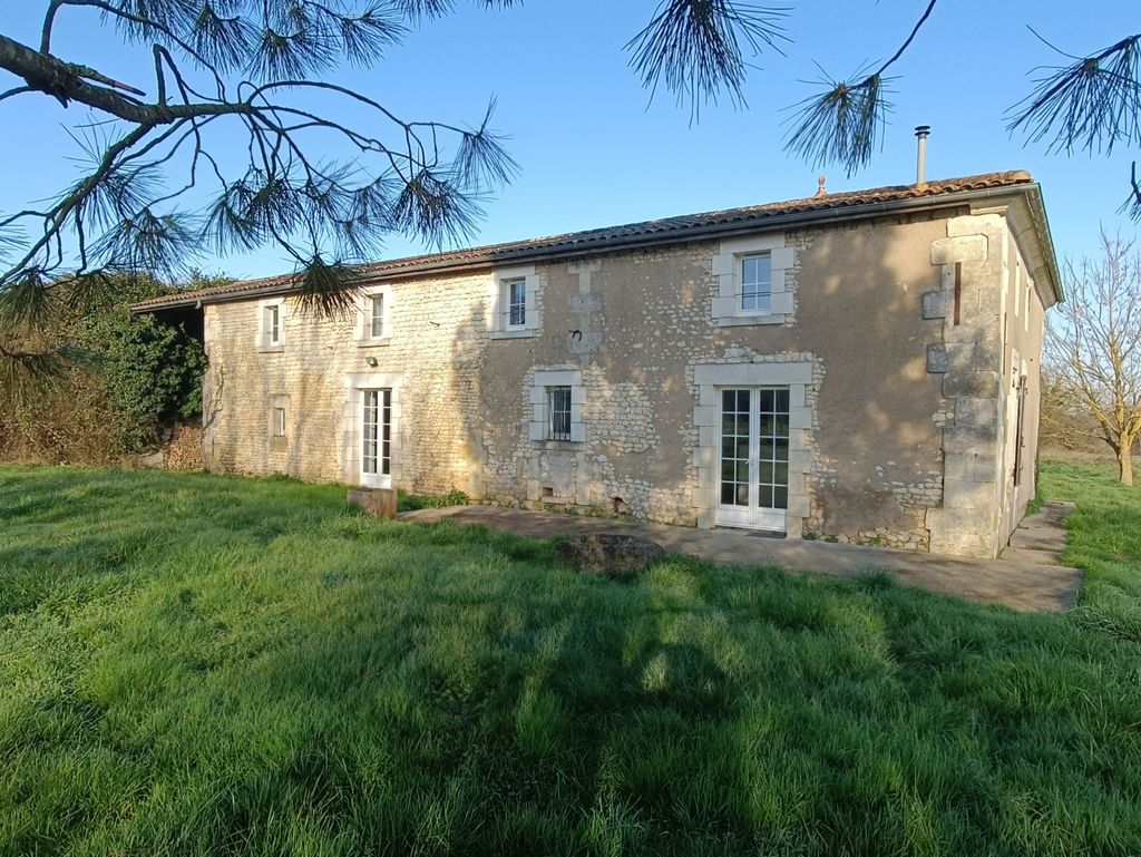 Achat maison à vendre 4 chambres 177 m² - Chantillac