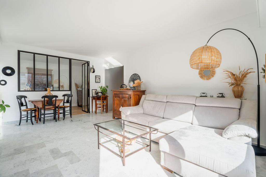 Achat appartement à vendre 4 pièces 90 m² - Marseille 8ème arrondissement