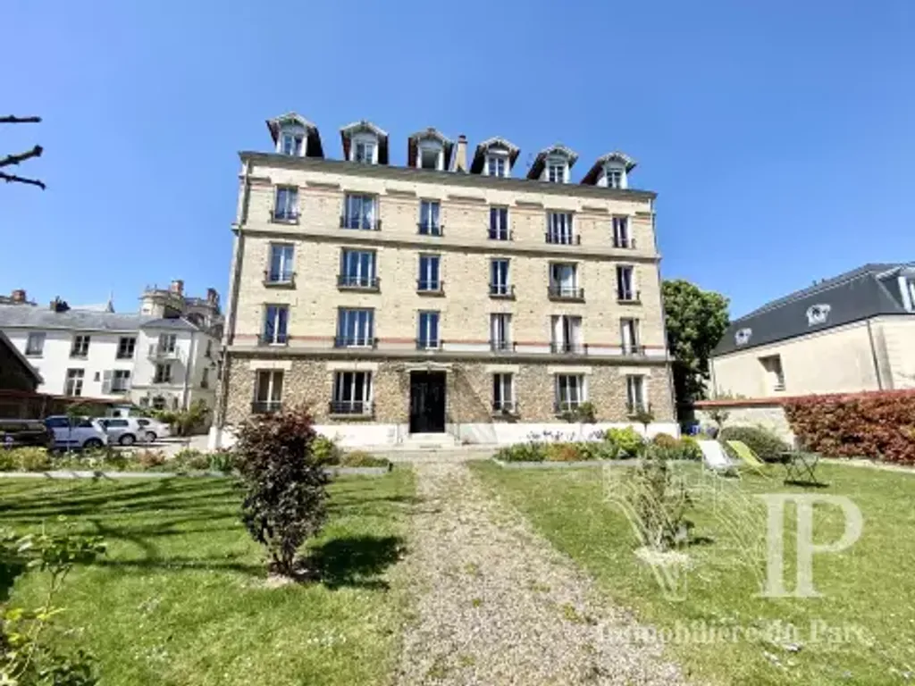 Achat appartement à vendre 2 pièces 51 m² - Saint-Germain-en-Laye