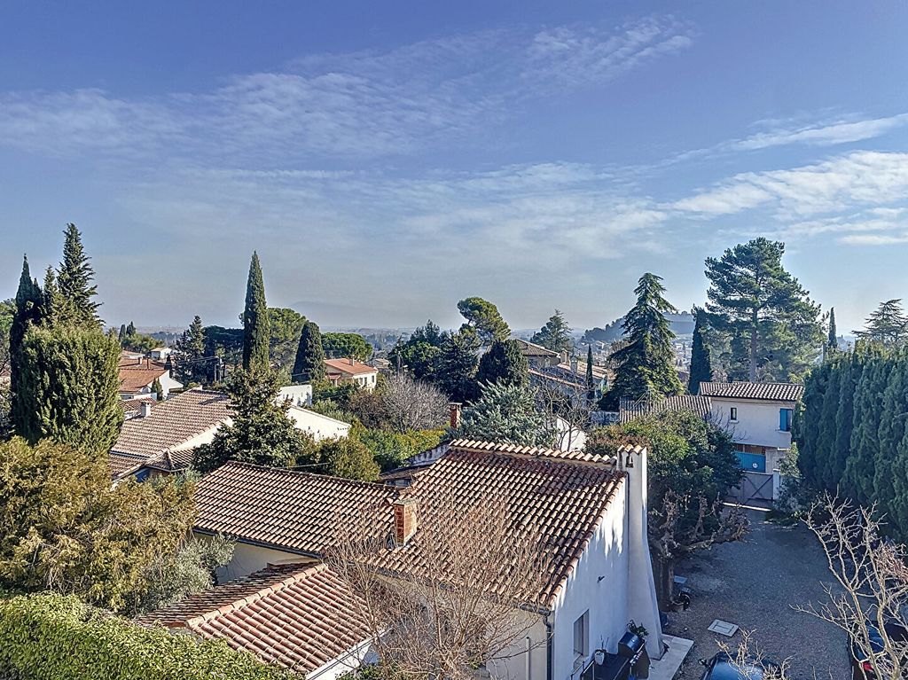 Achat appartement à vendre 3 pièces 82 m² - Villeneuve-lès-Avignon